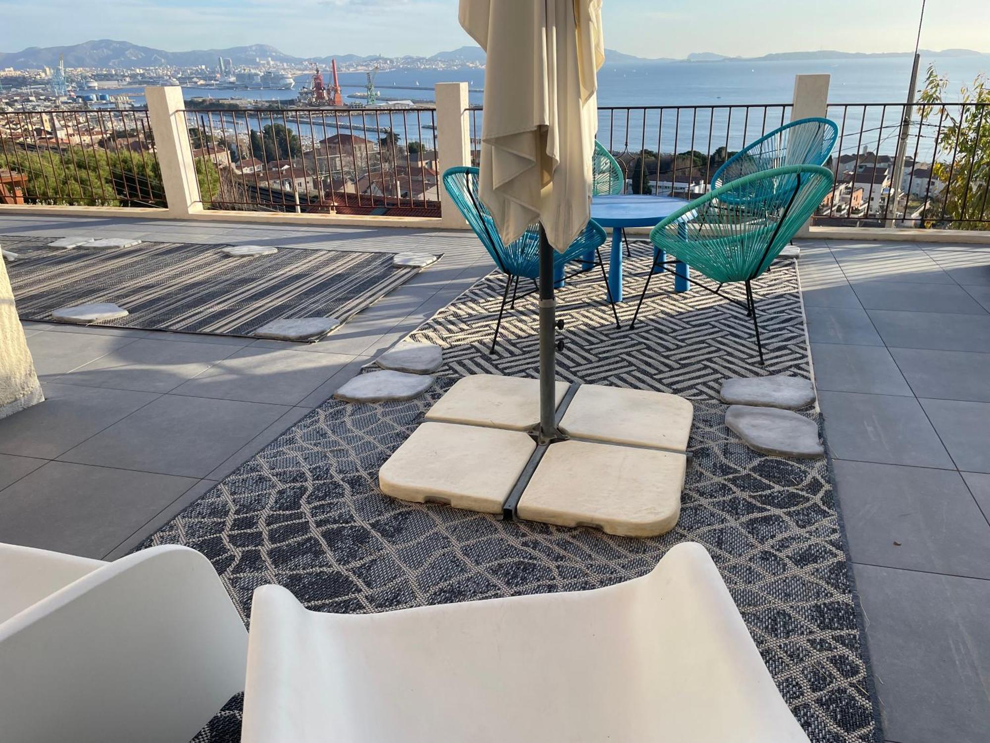 Superbe Terrasse Avec Vue Panoramique Sur La Mer Marseille Eksteriør bilde