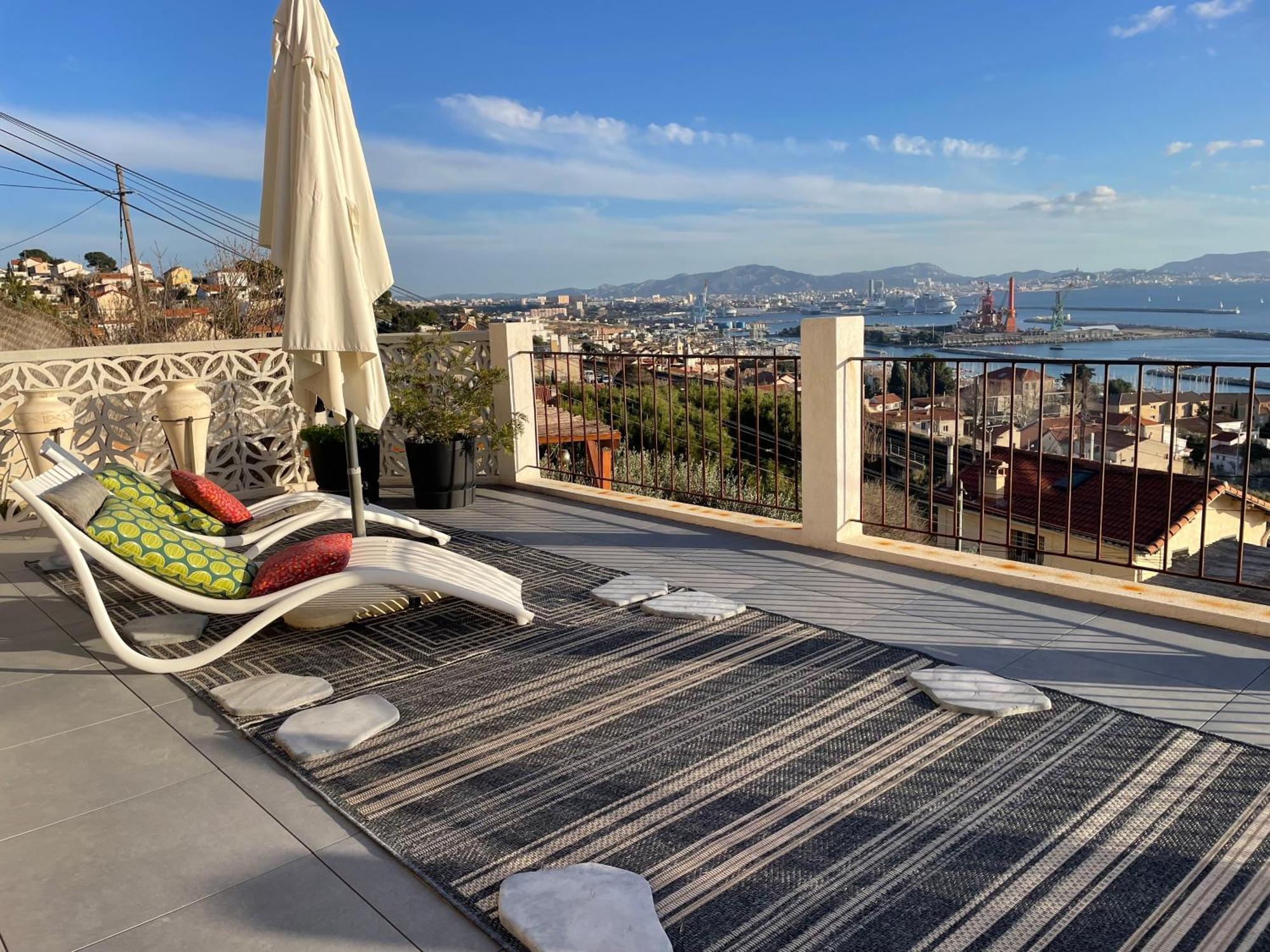 Superbe Terrasse Avec Vue Panoramique Sur La Mer Marseille Eksteriør bilde
