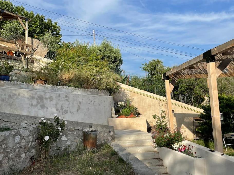 Superbe Terrasse Avec Vue Panoramique Sur La Mer Marseille Eksteriør bilde