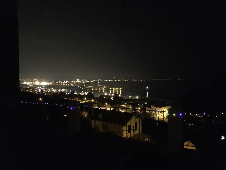 Superbe Terrasse Avec Vue Panoramique Sur La Mer Marseille Eksteriør bilde